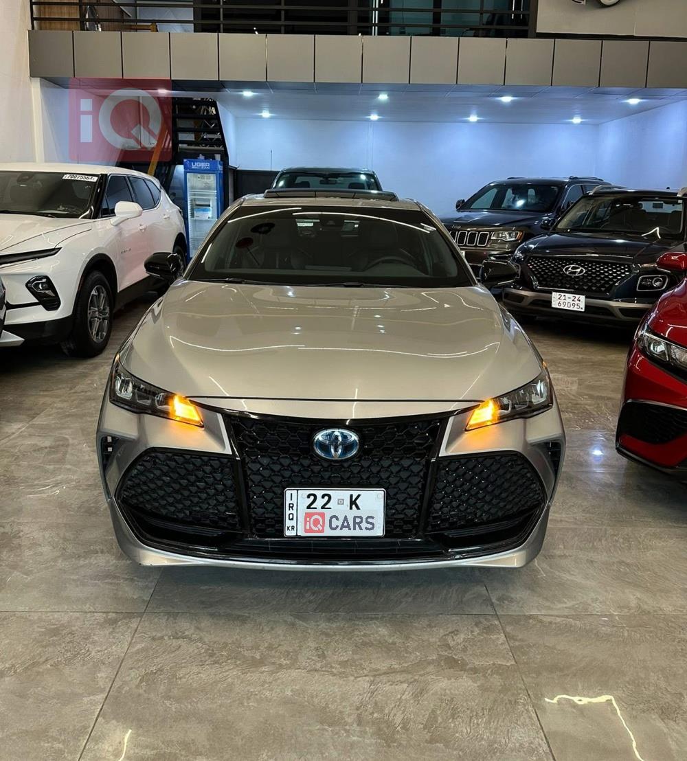 تويوتا أفالون